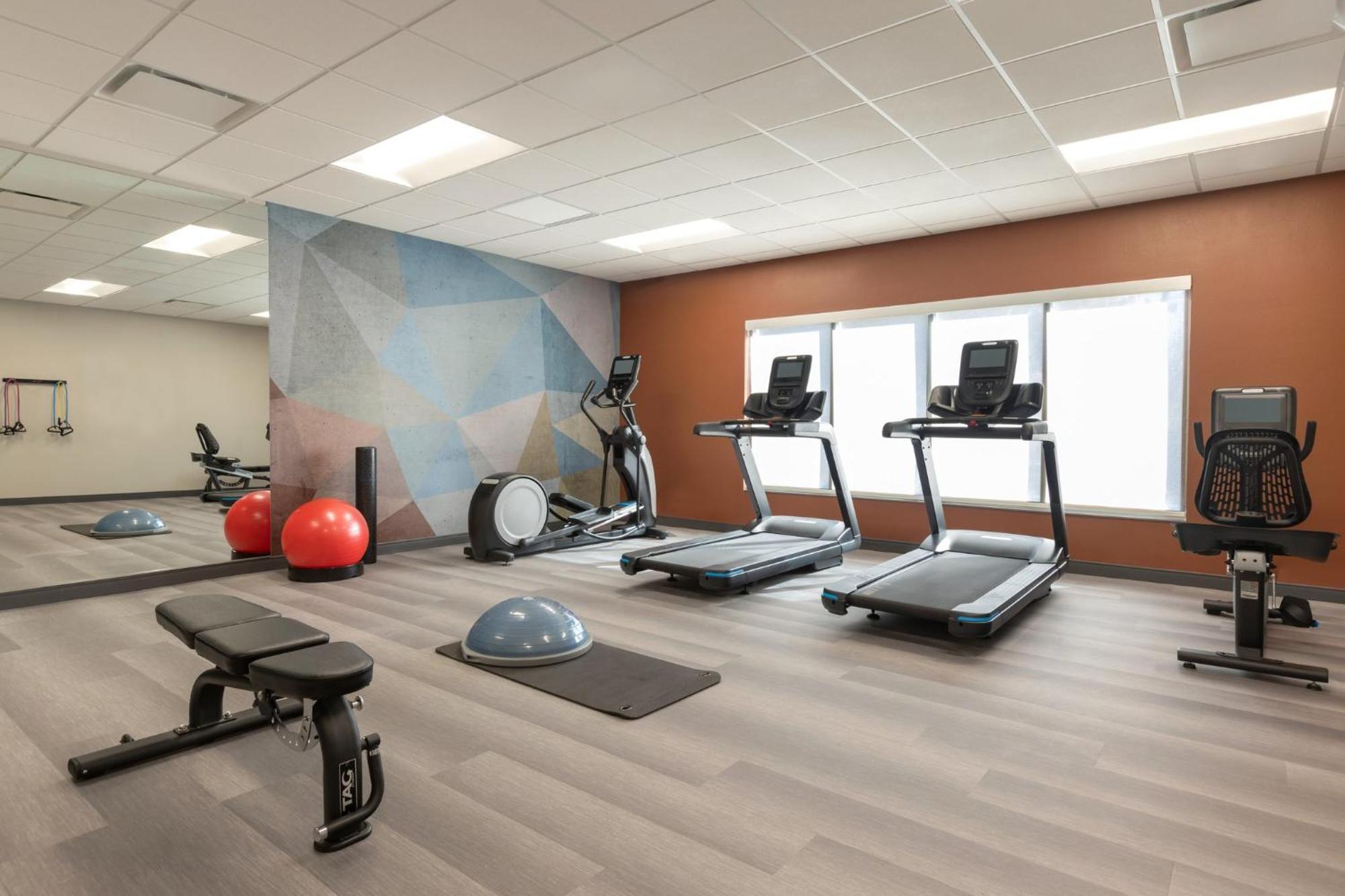 Candlewood Suites Miami - Doral By Ihg Tamiami Exterior photo